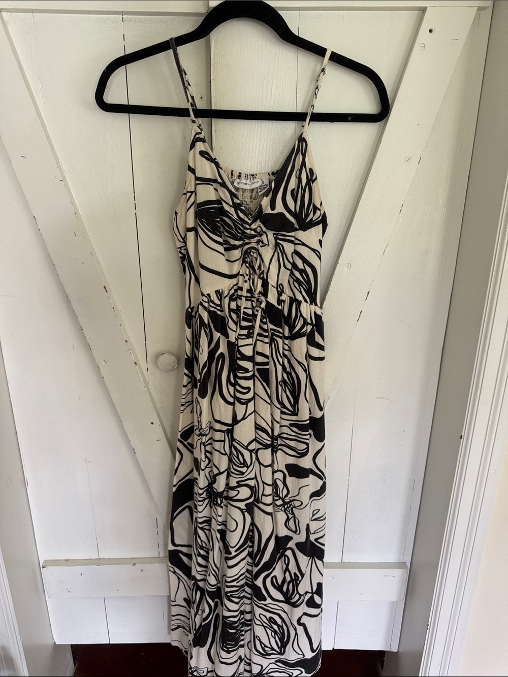Sincerely Jules Black & Cream Abstract Maxi Dress